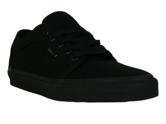 Tênis Masculino Vans Chukka Low Blackout Cabedal em Lona - Black/Black