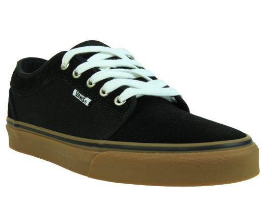 Tênis Masculino Vans Chukka Low Cabedal em Lona e Camursa - Black/Gum