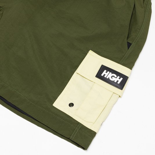 Bermuda Masculina High Strapped Cargo - Verde