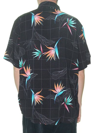 Camisa Masculina South To South Nigh Manga Curta Estampada - Preto/Folhas