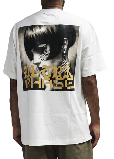 Camiseta Masculina Blunt Premium Motoko Manga Curta Estampada - Off White