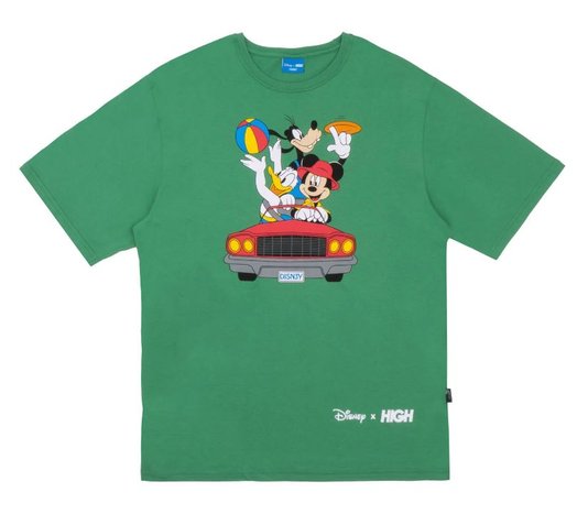 Camiseta Masculina High x Disney Holiday Manga Curta Estampada - Verde