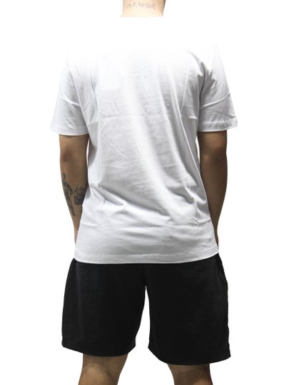 Camiseta Masculina New Era Logo Shield Manga Curta Estampada - Branco