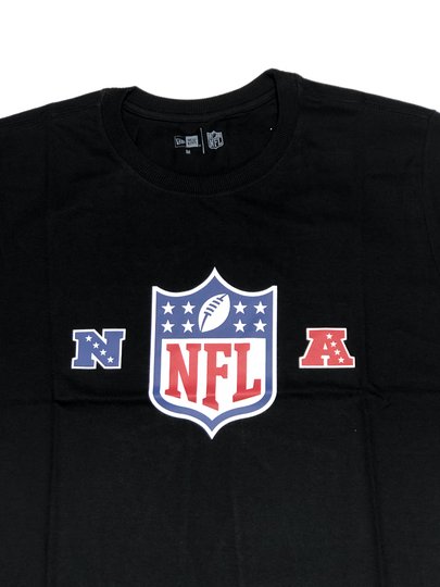 Camiseta Masculina New Era Logo Shield Manga Curta Estampada - Preto