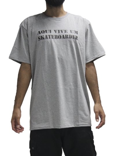 Camiseta Masculina Session Aqui Vive Um Skateboard Manga Curta Estampada - Cinza/Mescla