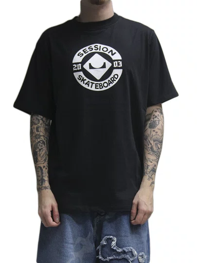 Camiseta Masculina Session Logo Skate 2003 Manga Curta Estampada - Preto