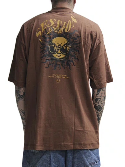 Camiseta Masculina Session Scary Manga Curta Estampada - Marrom
