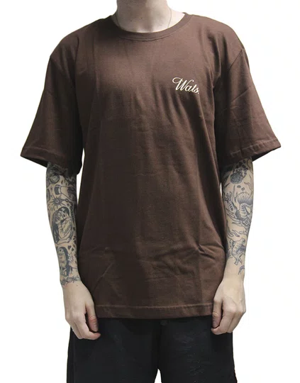 Camiseta Masculina Wats Over Script Manga Curta Estampada - Marrom