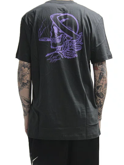 Camiseta Masculino Lost Skull Manga Curta Estampada - Chumbo