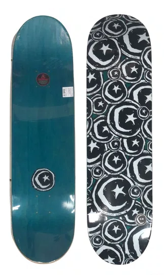 Shape Foundation Maple Logos 8.125 - Preto/Branco