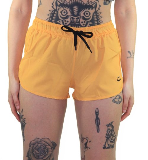 Shorts Feminino Loveboard Mini Logo - Amarelo