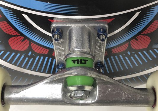Skate PRO Personalizado com Shape Element Maple 8.0" - Preto/Branco