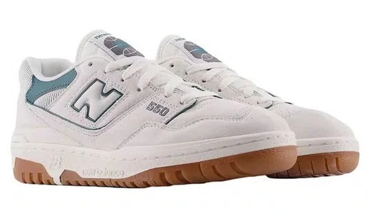 Tênis Feminino New Balance 550 - Bege Claro/Verde Escuro