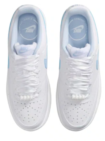Tênis Feminino Nike Court Vision Lo - White/Hydrogen Blue