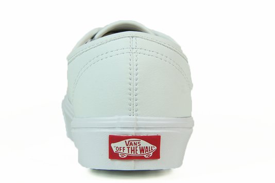 Tênis Feminino Vans Authentic Lite Classic Tumble Cabedal em Couro - True White
