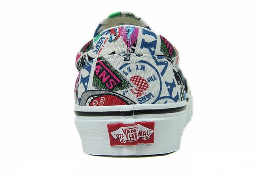 Tênis Feminino Vans Classic Slip On (Mash Up) - Sticker/White