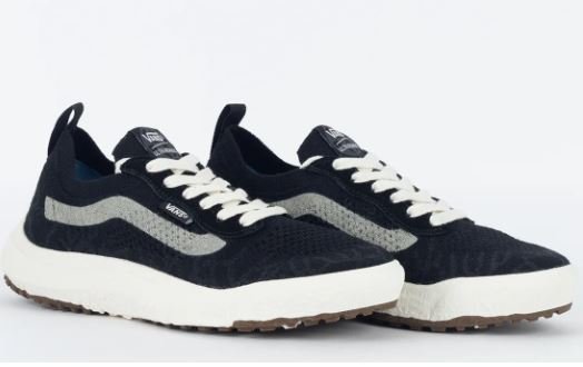 Tênis Feminino Vans MTE Ultrarange VR3  - Black/Marshmallow