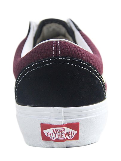 Tênis Feminino Vans Old Skool - Black/Port Royale 