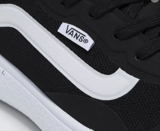 Tênis Feminino Vans Ultrarange Exo - Black/White