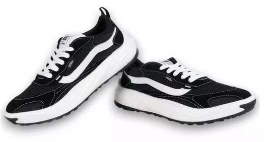Tênis Feminino Vans Ultrarange Neo 2.0 - Black/White