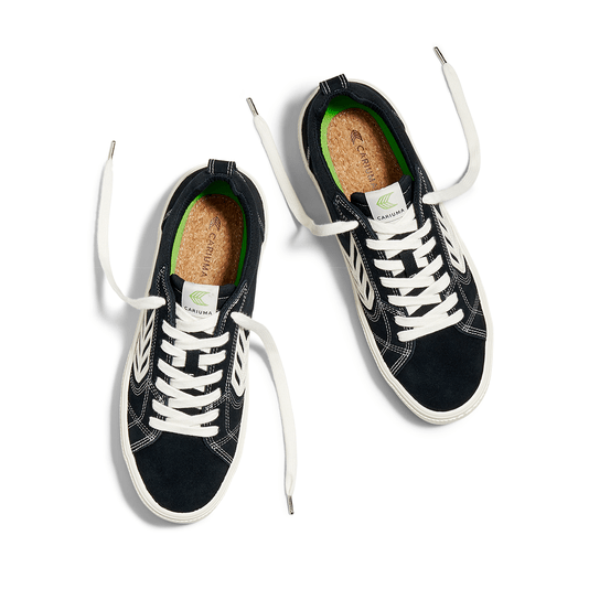 Tênis Masculino Cariuma Catiba Pro Low Ivory Logo - Black Contrast Thread
