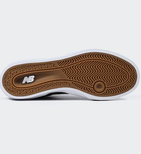 Tênis Masculino New Balance NB Numeric 272 - Preto/Branco
