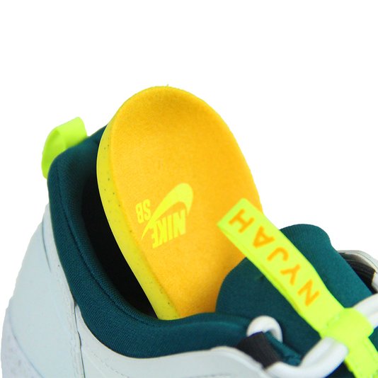 Tênis Masculino Nike SB Nyjah Free 2 - Summit White/University Gold