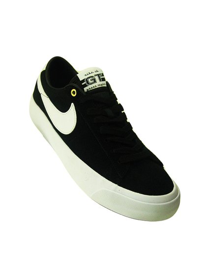 Tênis Masculino Nike SB Zoom Blazer Low Pro GT - Black/White