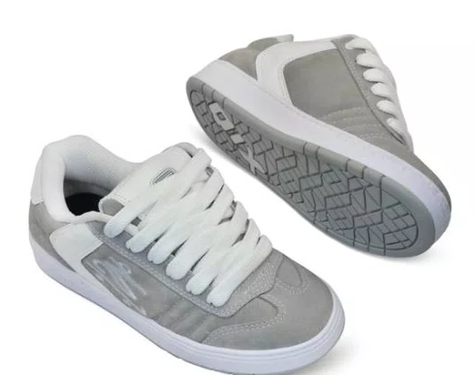 Tênis Masculino Qix Lado B Chorão - Cinza/Branco