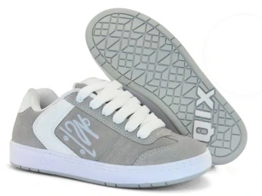 Tênis Masculino Qix Lado B Chorão - Cinza/Branco