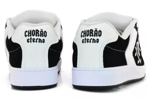 Tênis Masculino Qix Lado B Chorão - Preto/Branco