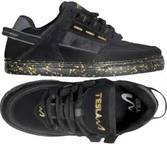 Tênis Masculino Tesla Coil - Black/Gold