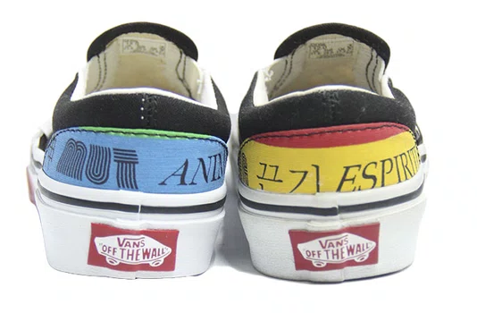 Tênis Masculino Vans Classic Slip-on (Vans Spirit) - Multi/TR WHT