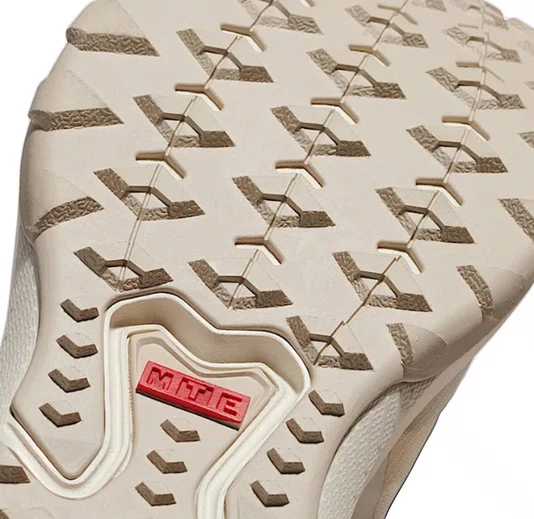 Tênis Feminino Vans MTE Crosspath - Marshmalloe