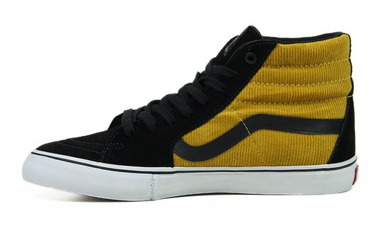 Tênis Masculino Vans SK8 Hi Pro (Corduroy) - Black/Yolk Yellow