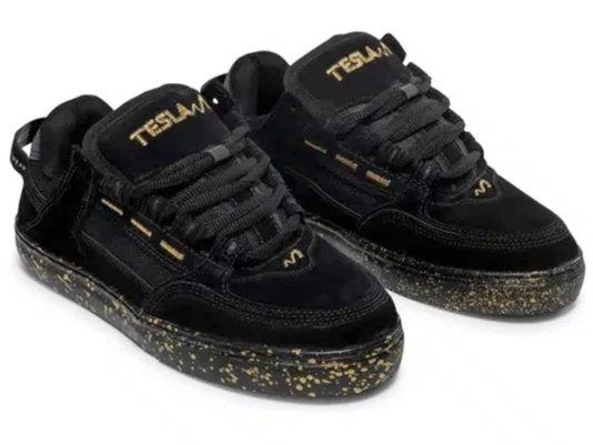 Tênis Feminino Tesla Coil Camurça Skate Premium - Black/Gold