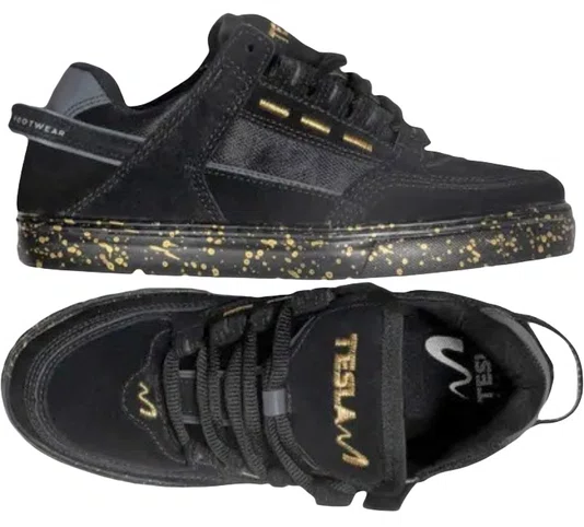 Tênis Feminino Tesla Coil Camurça Skate Premium - Black/Gold