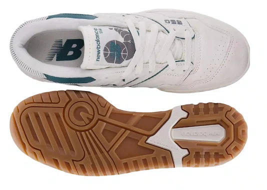 Tênis Unissex New Balance 550 - BegeClaro/Verde Escuro