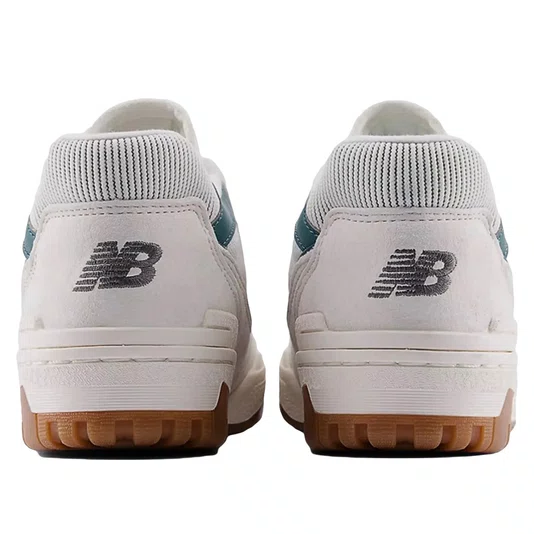 Tênis Unissex New Balance 550 - BegeClaro/Verde Escuro