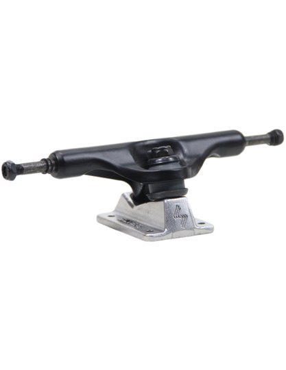 Truck Silver M Class 149MM/8.5" - Preto/Cinza