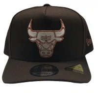 Boné Aba Curva New Era Q425 WD Chicago Bulls - Marrom