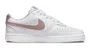 Tênis Feminino Nike Sb Court Vision Lo - White/Pink Oxford Tênis Feminino Nike Sb Court Vision Lo - White/Pink Oxford